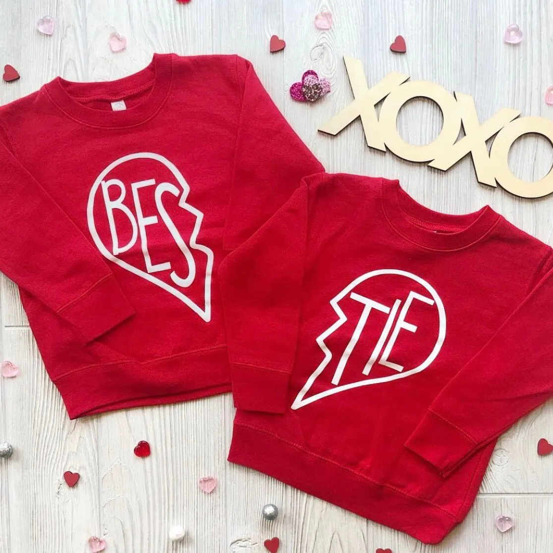 Bestie Pullover • Red