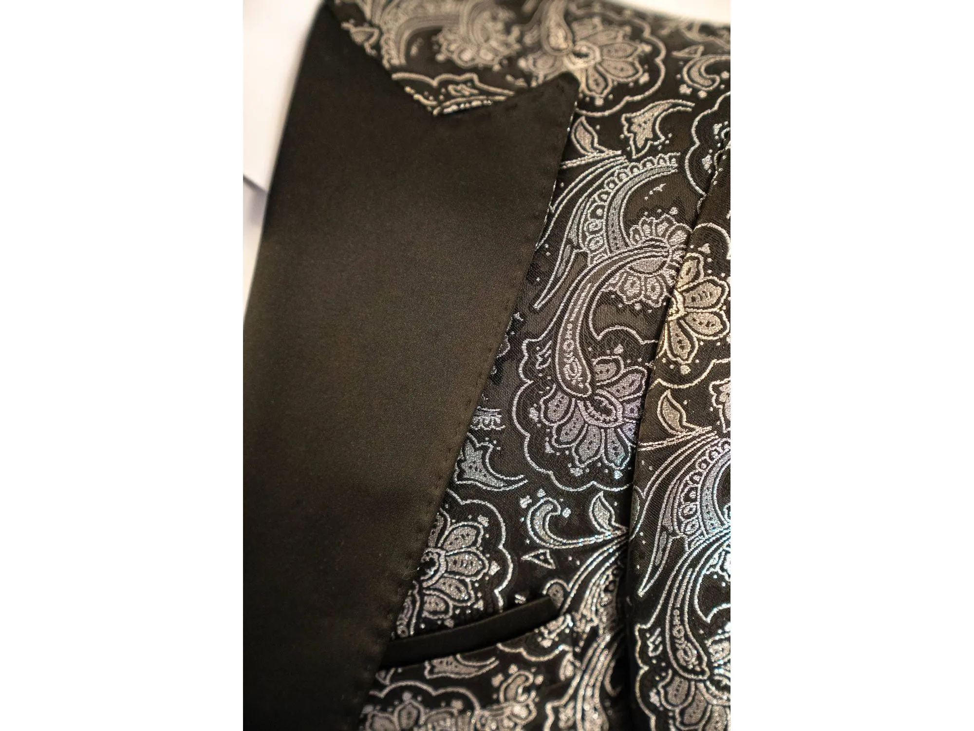 Black & Grey Belagio Paisley Dinner Jacket Tuxedo Rental