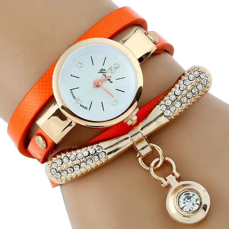 Elegant Gold Woven Pendant Watch