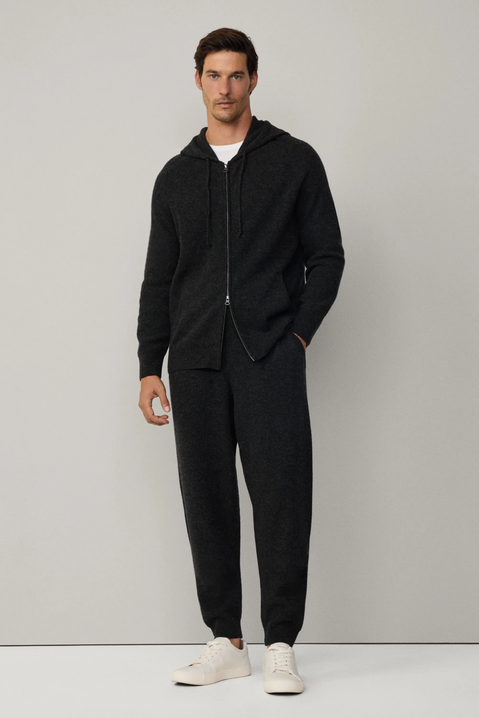 Hackett x Wellwear Cashmere Lounge Set
