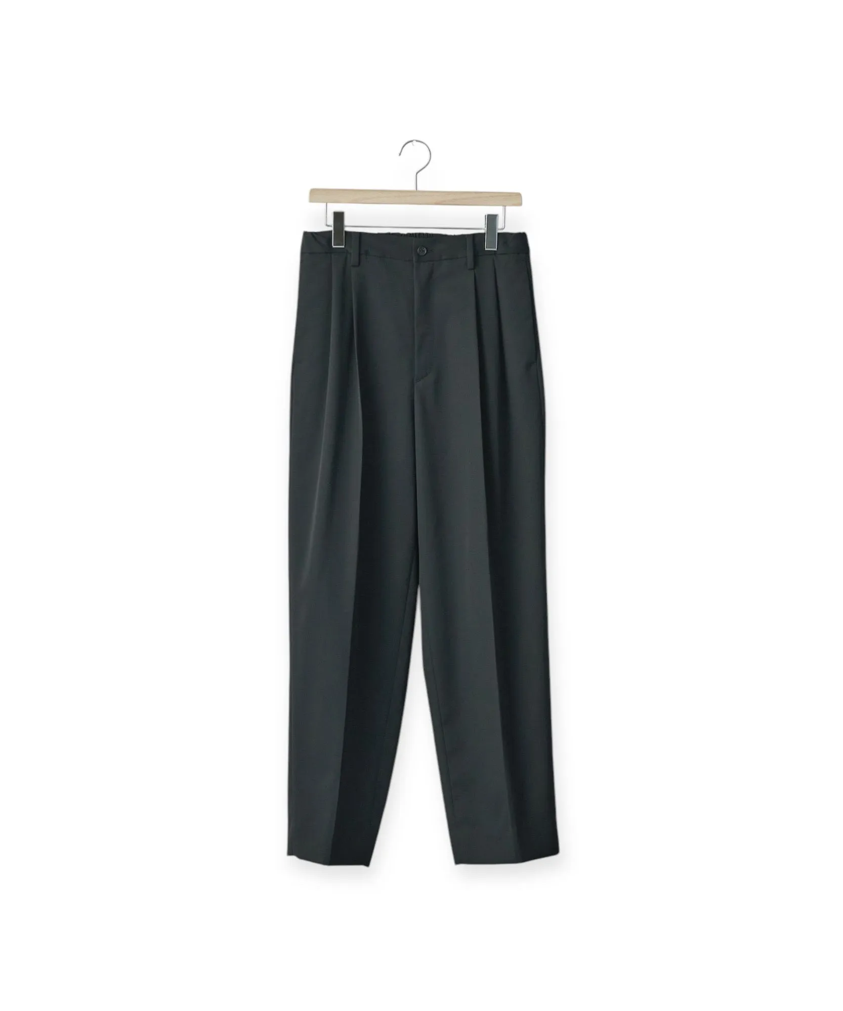 TWO TUCK EASY TROUSERS "BLACK"