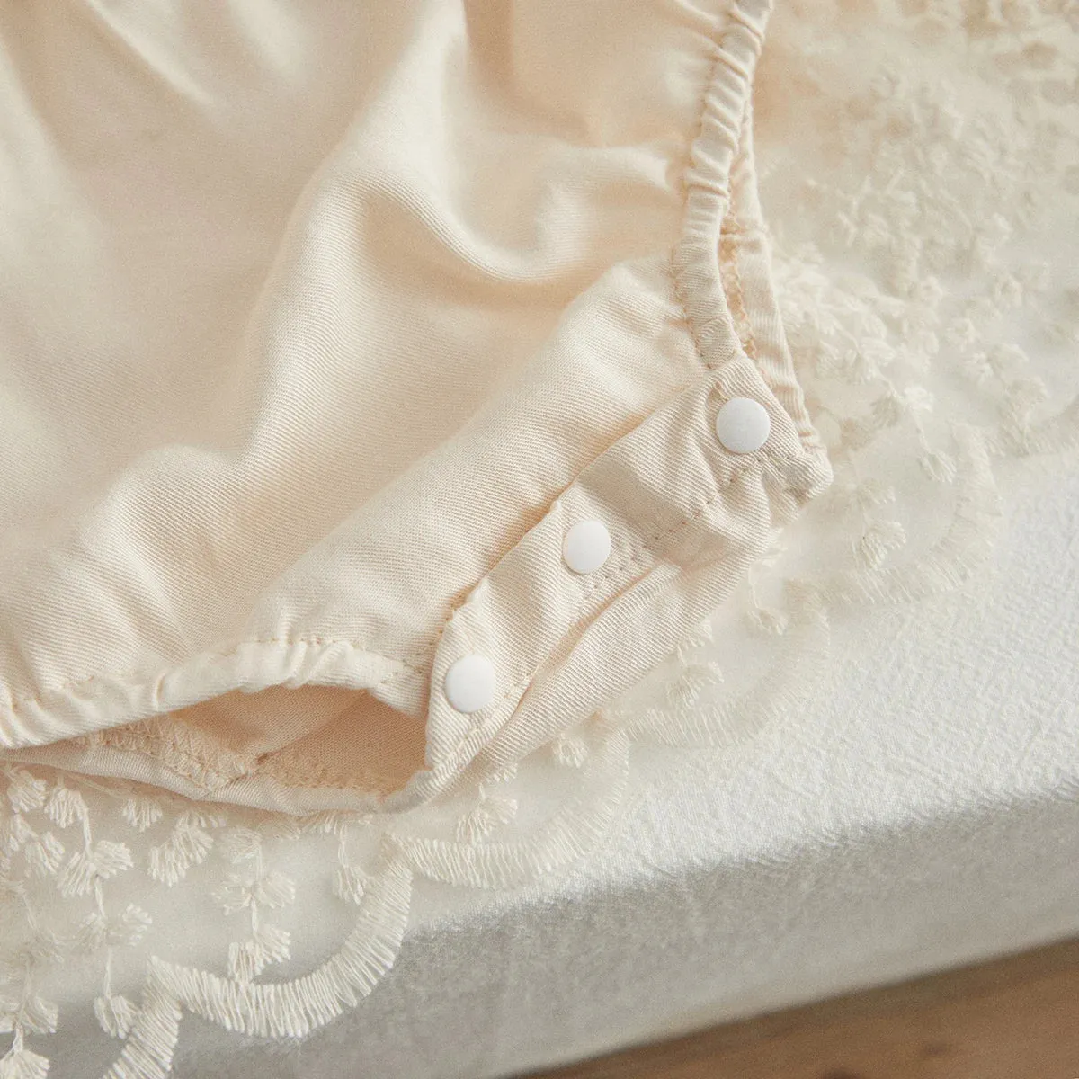 White Long Sleeve High Waist Lace Floral Dress